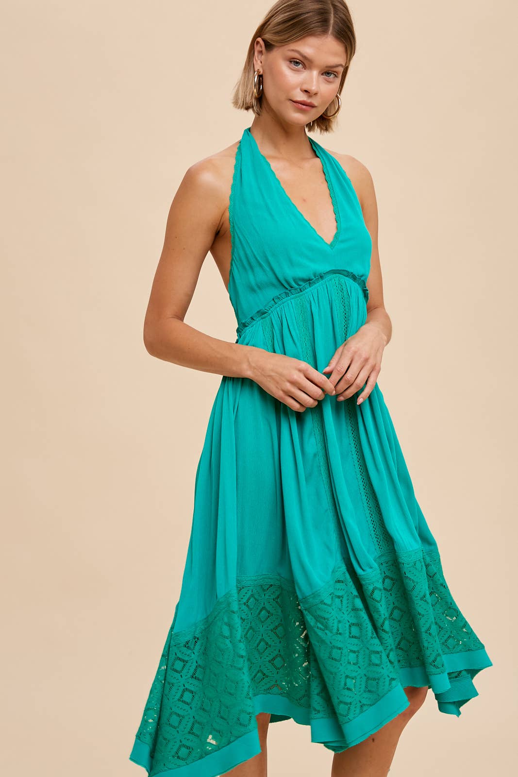 HALTER LACE TRIM MIDI DRESS: MORNING FOG / S