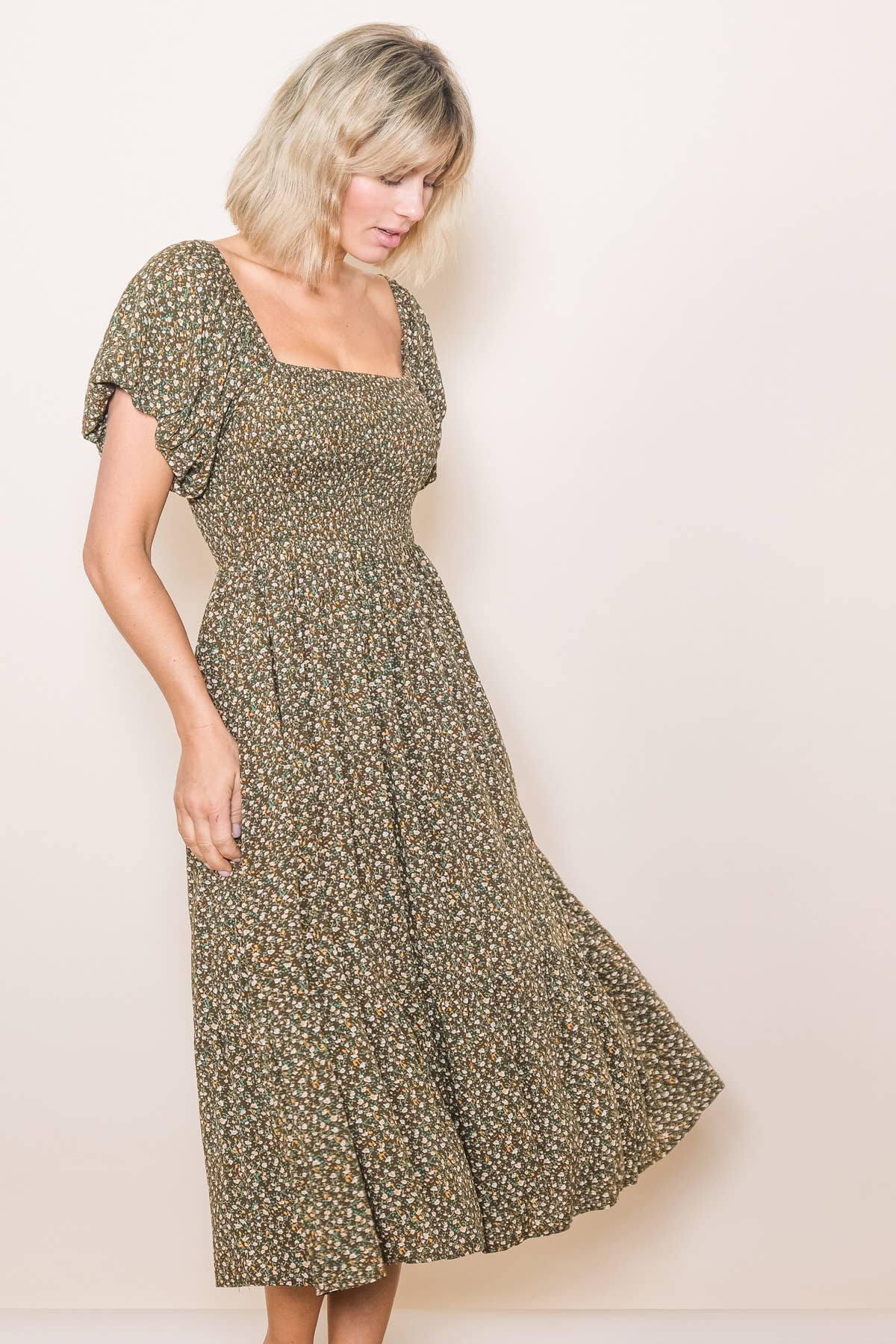Vintage Tiny Floral Flattering Midi Dress: Cream / L