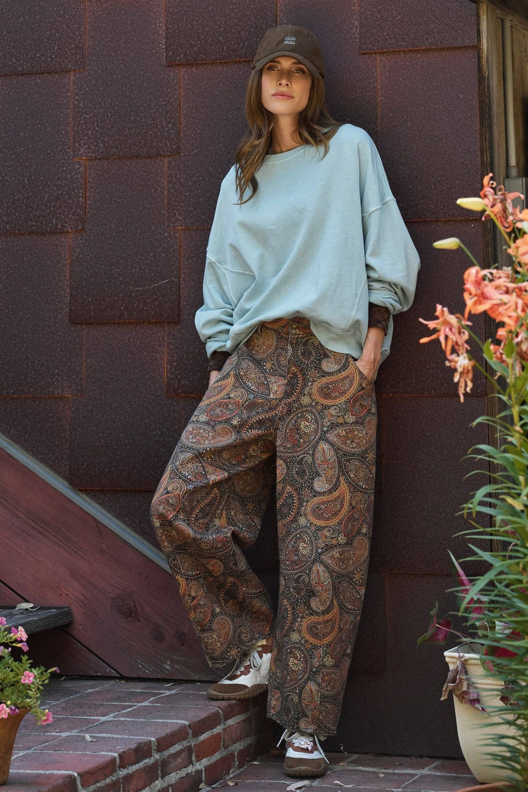 Paisley Print Barrel Leg Pants in Brown