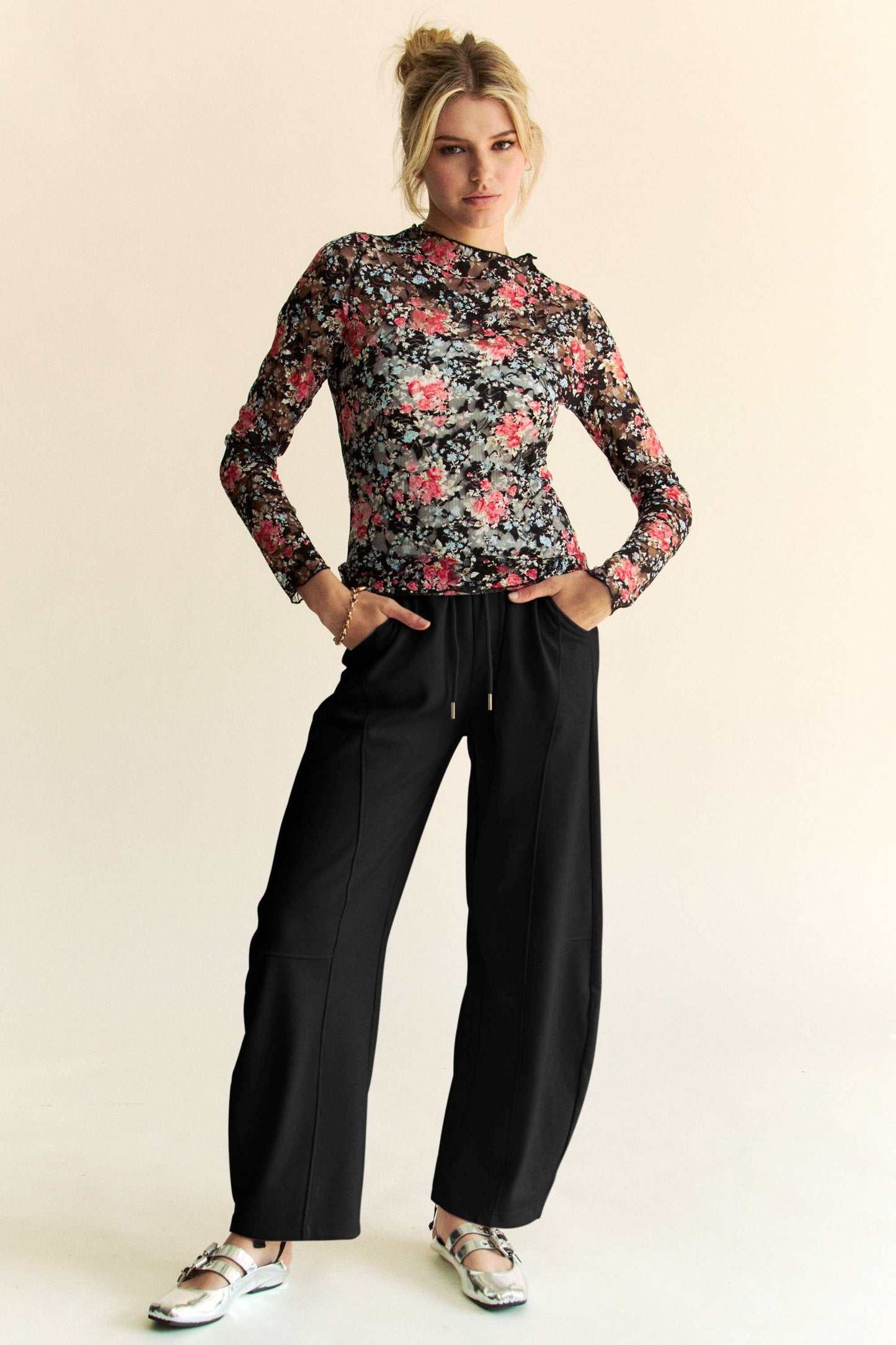 SOLID ELASTIC WAISTBAND POCKETS LONG BARREL PANTS: Khaki / S