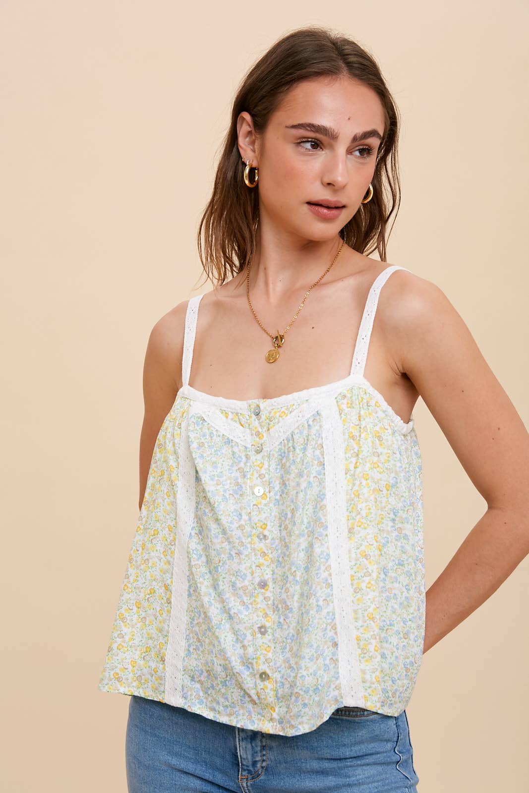 LACE ACCENTED FLORAL CONTRAST PANEL BUTTON TOP: ROSE/BLUE MULTI / M