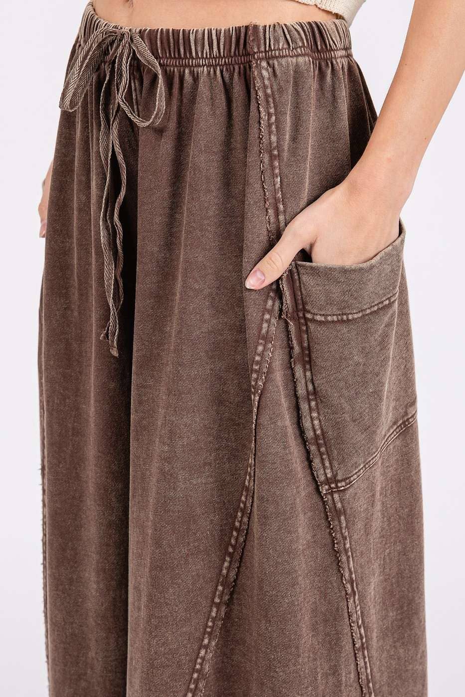 MINERAL WASH DROPPED SIDE POCKET WIDE LEG PANTS: COCO