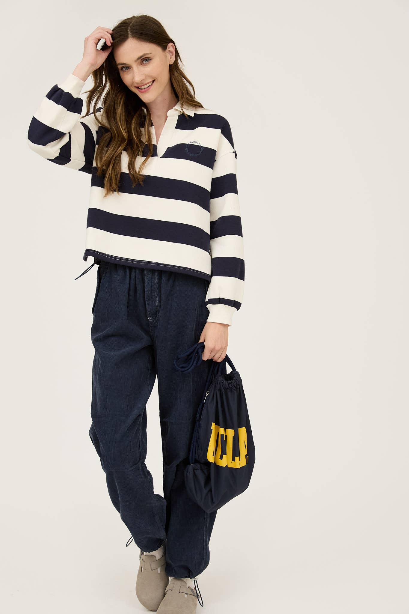 STRIPE COLLARED LONG SLEEVE POLO KNIT TOP: OXBLOOD