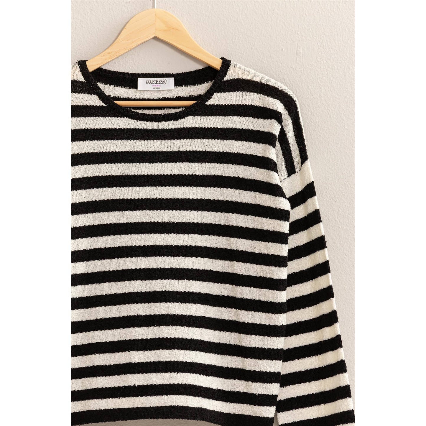 STRIPED CREWNECK SWEATER: BLACK/CREAM