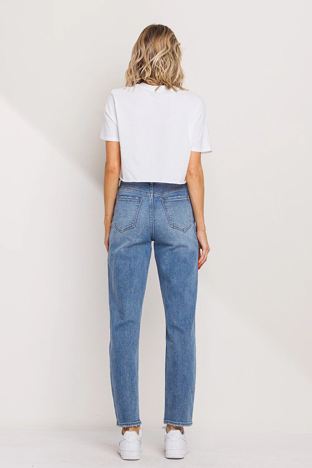 High Rise Tapered Mom Jeans in Medium Wash