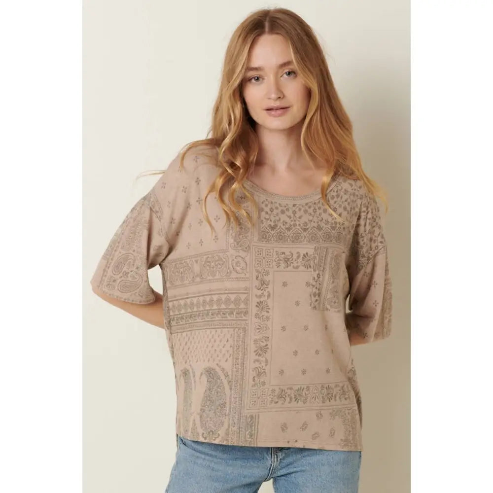BANDANA PRINT RND NECK OVERSIZED KNIT TOP: RUST - Posh Finds