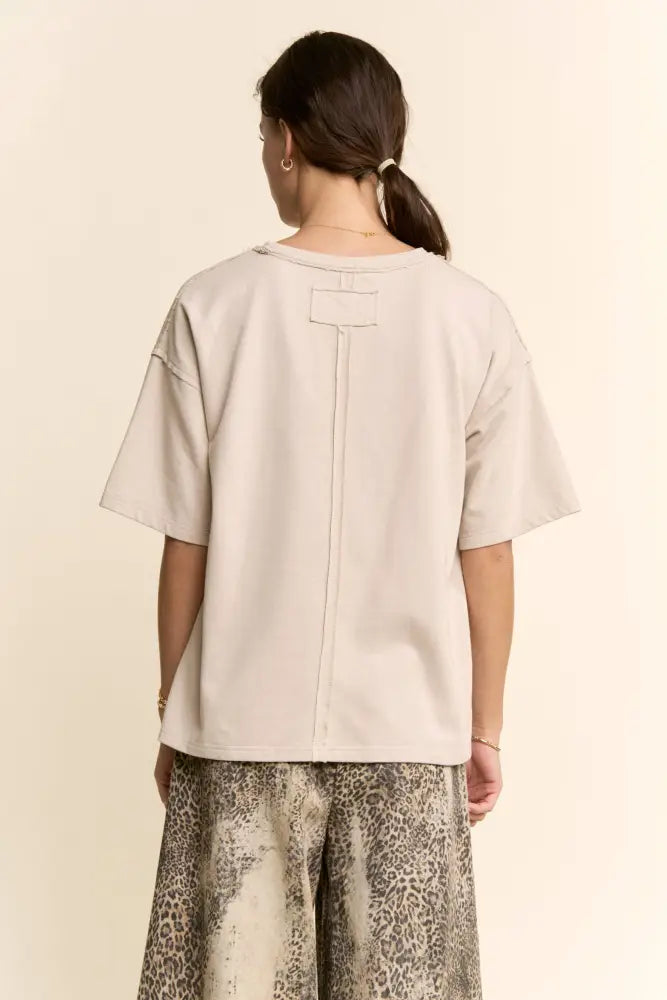 BLOSSOM-CROWNED KITTY PRINTED TOP: Beige - Women > Tops