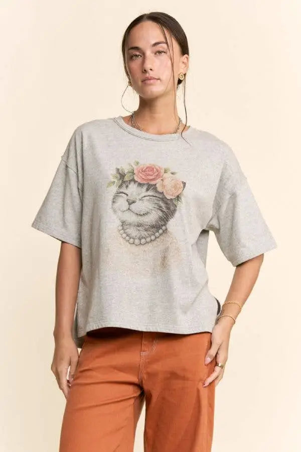 BLOSSOM-CROWNED KITTY PRINTED TOP: Beige - Women > Tops