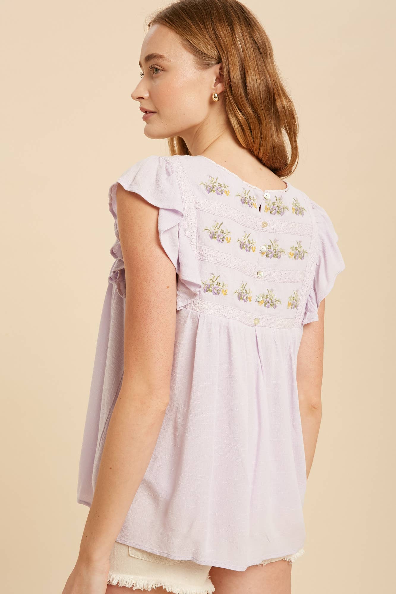 FLORAL EMBROIDERED BABYDOLL TOP: PALE LILAC / S