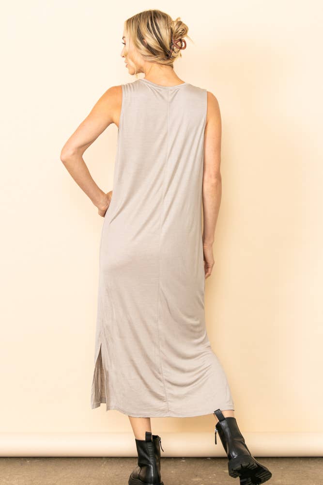 Side Slit Knit T-Shirt Maxi Dress: Taupe / L