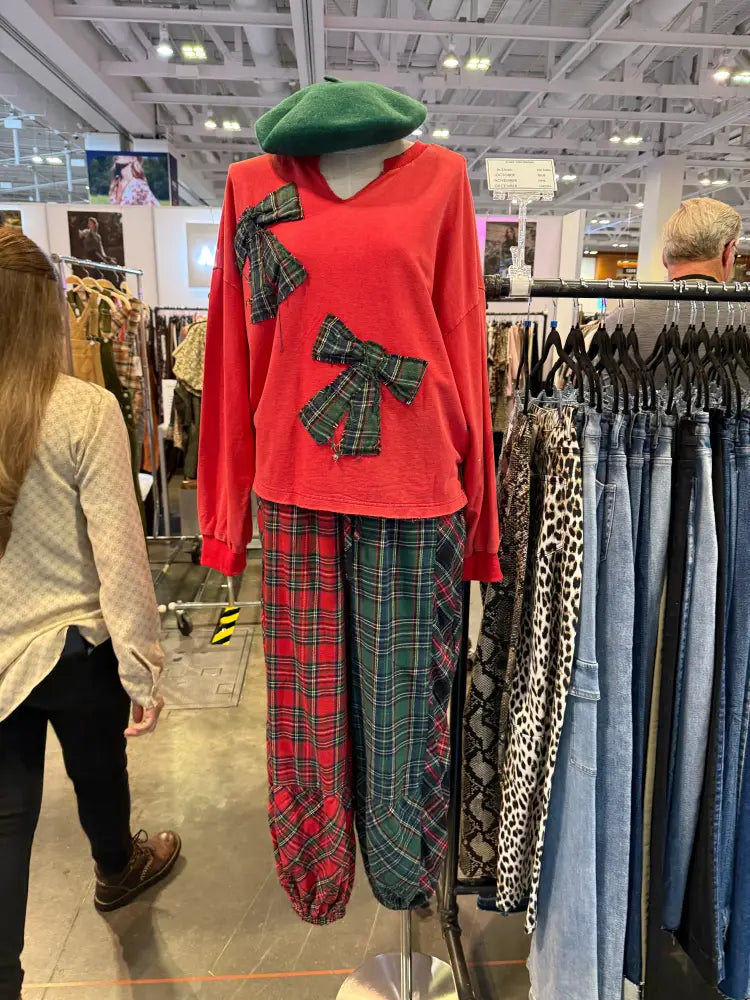 Christmas Plaid Balloon Leg Pants - Posh Finds