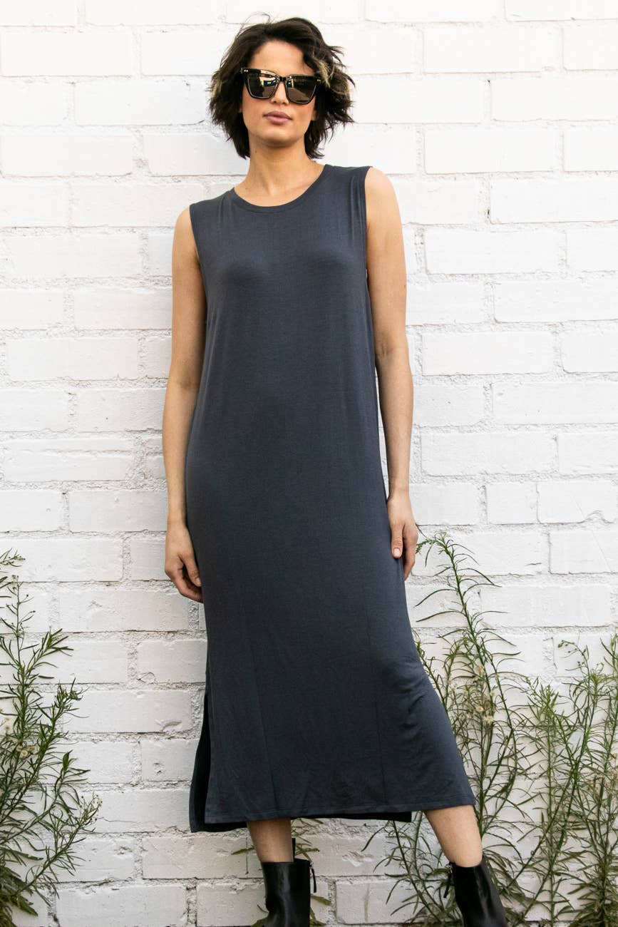 Side Slit Knit T-Shirt Maxi Dress: Taupe / M
