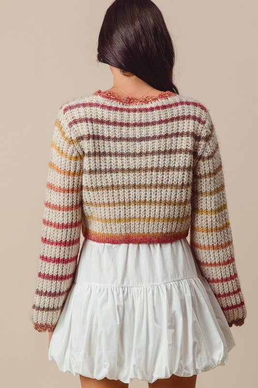 Multi Color Gradation Stripe Crop Sweater: OATMEAL/RUST