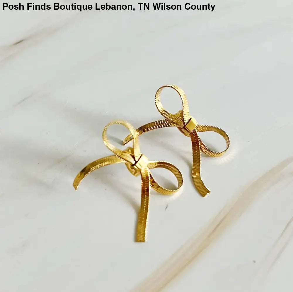 Herringbone Chain Bow Earrings - Posh Finds