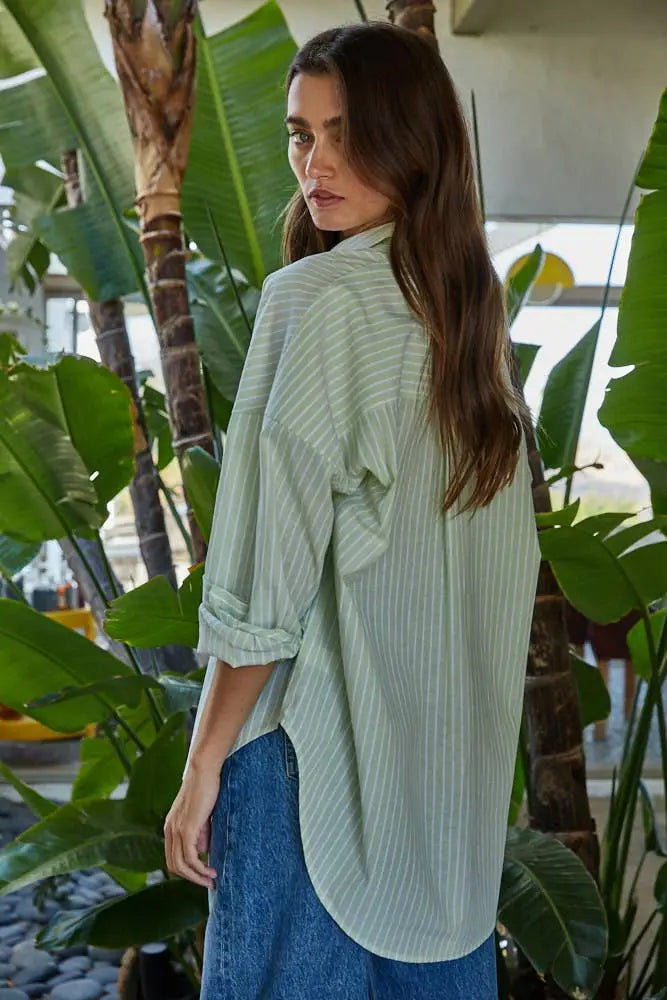 L8287 | Woven Cotton Polyester Striped Buttondown Shirt: Denim Blue / M