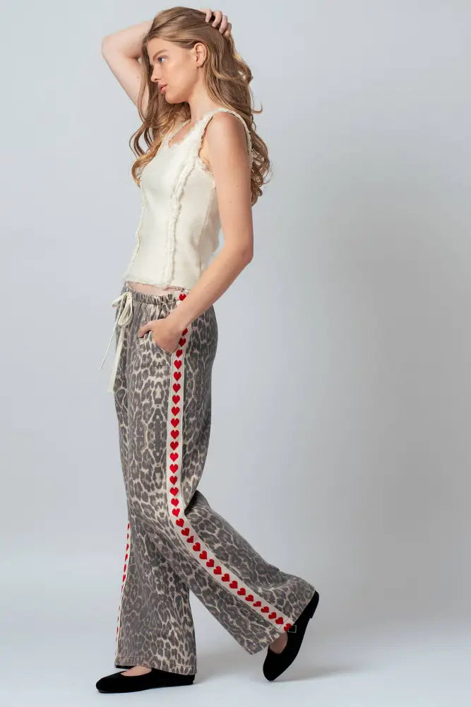 Leopard Print Heart Side Stripe Lounge Pants: LEOPARD - Posh Finds