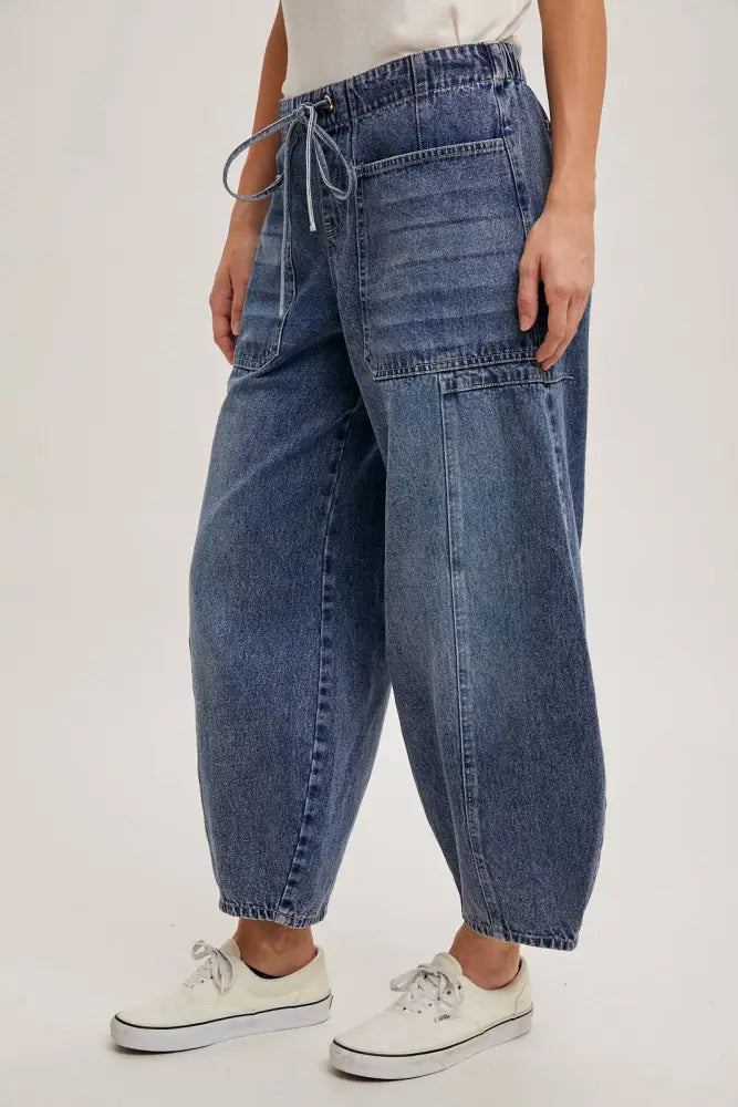 MID-WAIST DRAWSTRINGS BARREL JEANS: MED.WASH - Posh Finds