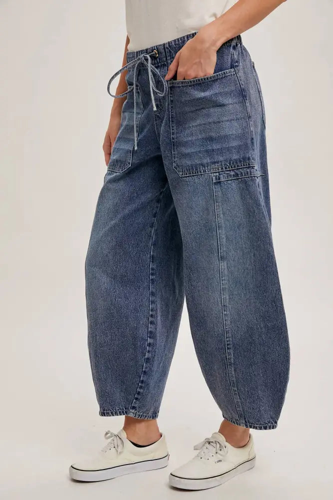 MID-WAIST DRAWSTRINGS BARREL JEANS: MED.WASH - Posh Finds