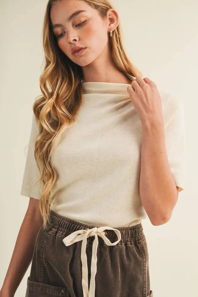 Mock-Neck Fine-Gauge Knit Pullover: Brown / M