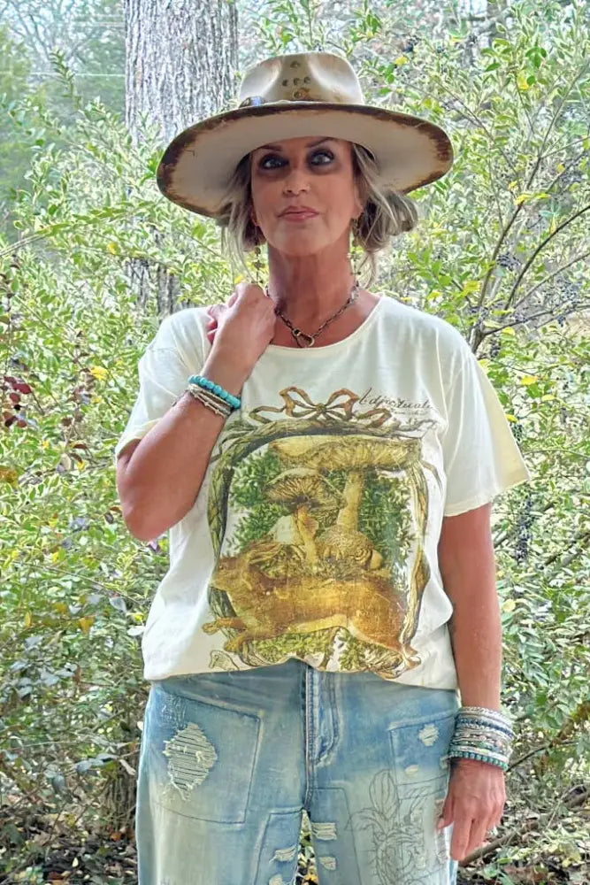 Moon Dance Tee - Jumping About - Posh Finds