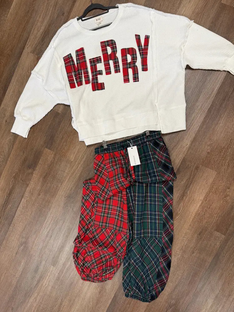 Plaid Merry Waffle Sweatshirt - Posh Finds