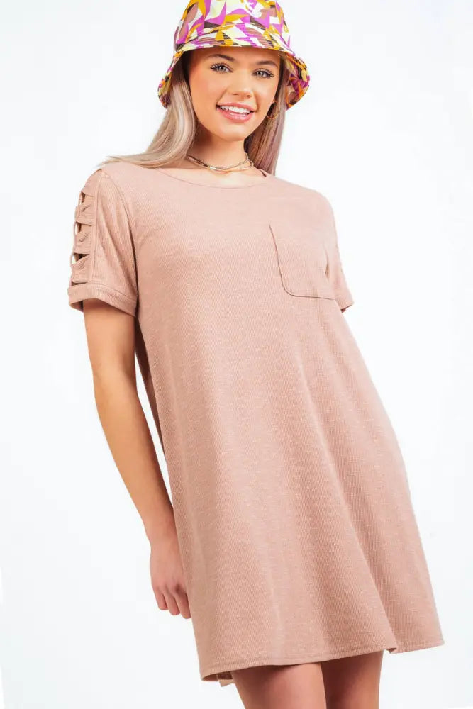 ND30836-Ruched Cutout Sleeve Tee Dress: TAUPE / S-M-L/2-2-2