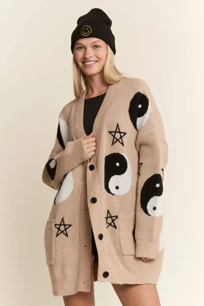 YIN YANG STAR KNIT CARDIGAN: OATMEAL - Posh Finds