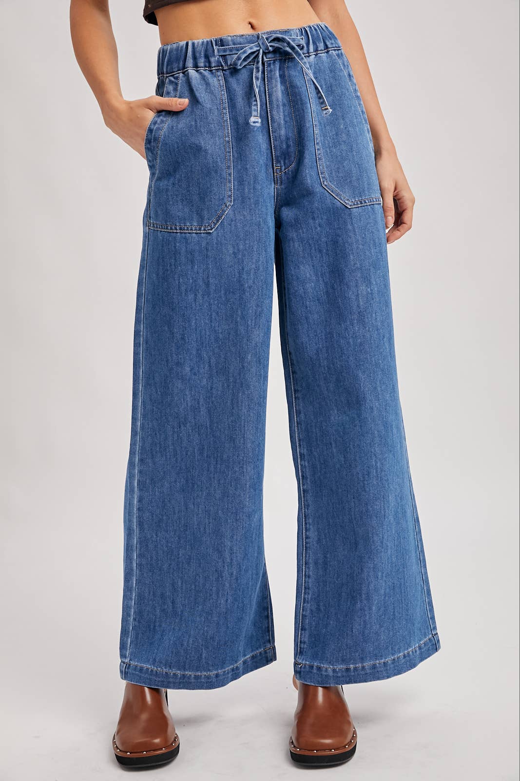 PAPER BAG WIDE LEG JEANS: MED.WASH