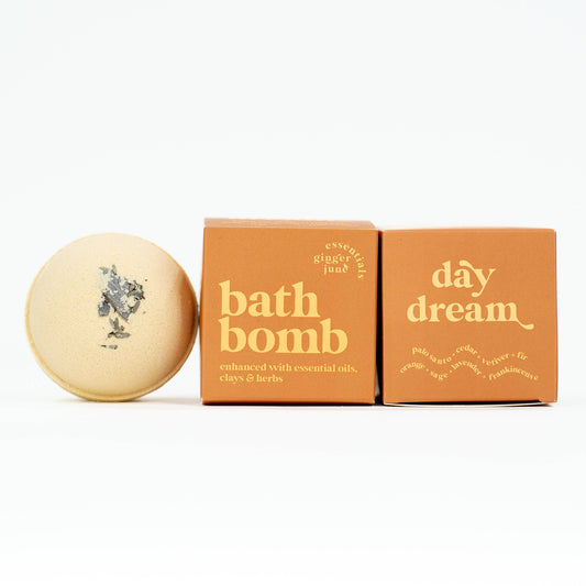 DAYDREAM  100% BOTANICAL BATH BOMB