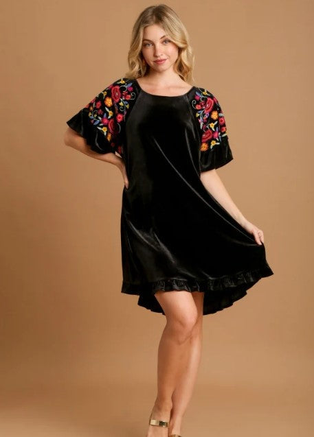 Embroidered Velvet Dress Black - Posh Finds