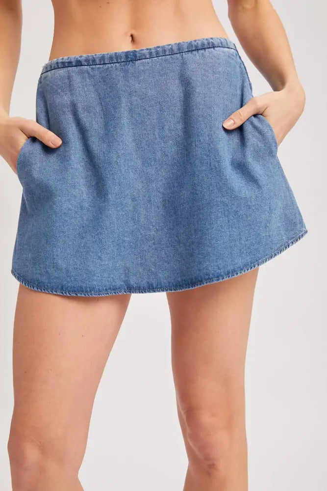 A-LINE SILHOUETTE DENIM SKORT: MED.WASH / M
