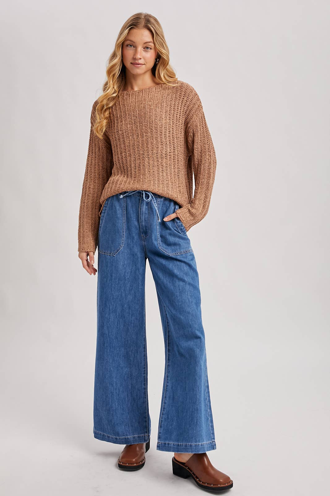 PAPER BAG WIDE LEG JEANS: MED.WASH