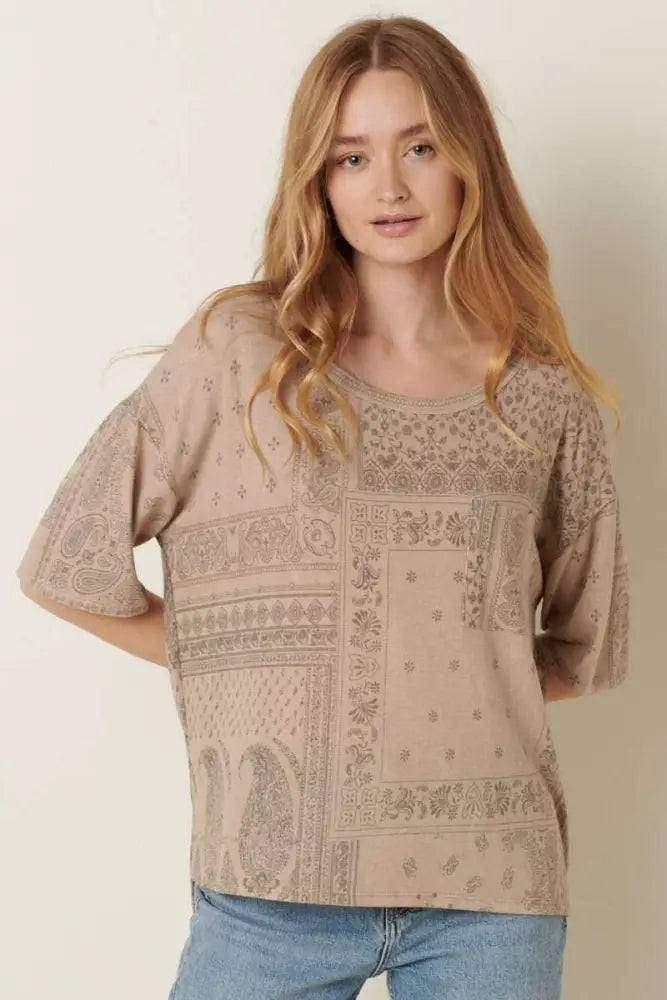 BANDANA PRINT RND NECK OVERSIZED KNIT TOP: RUST - Posh Finds
