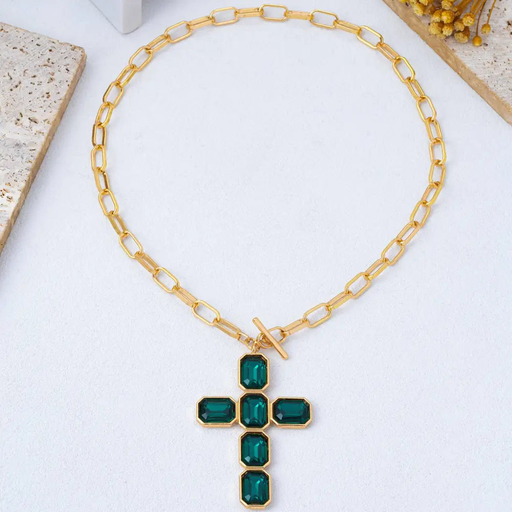 Bezel Set Rhinestone Cross Front Toggle Necklace | 80N93437: Emerald