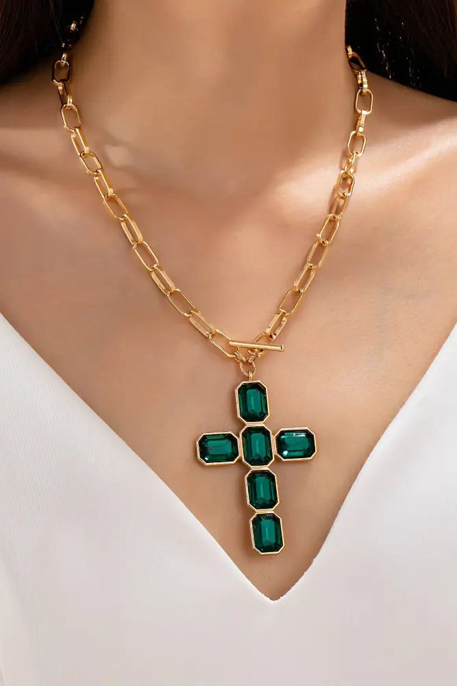 Bezel Set Rhinestone Cross Front Toggle Necklace | 80N93437: Emerald
