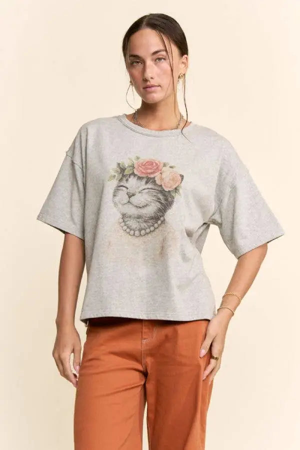 BLOSSOM-CROWNED KITTY PRINTED TOP: Beige - Women > Tops