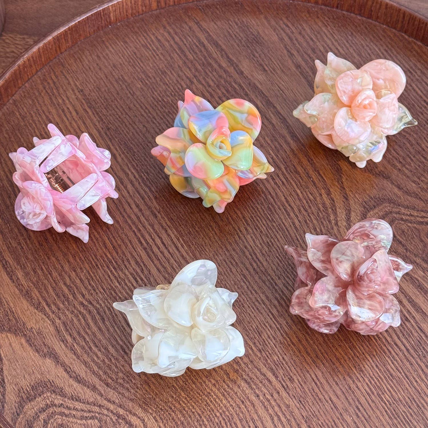 FLOWER POP COLOR HAIR CLAW CLIPS - Posh Finds