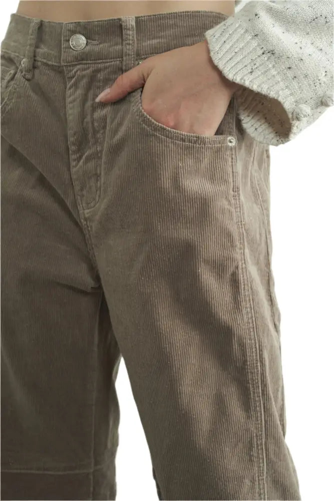 CORDUROY SLOUCHY RELAX FIT PANTS IN MOSS - Posh Finds