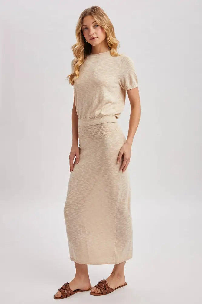 CREW NECK KNIT TEE AND MAXI SKIRT SET: Black / M