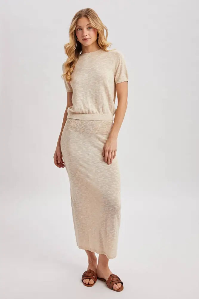 CREW NECK KNIT TEE AND MAXI SKIRT SET: Black / S