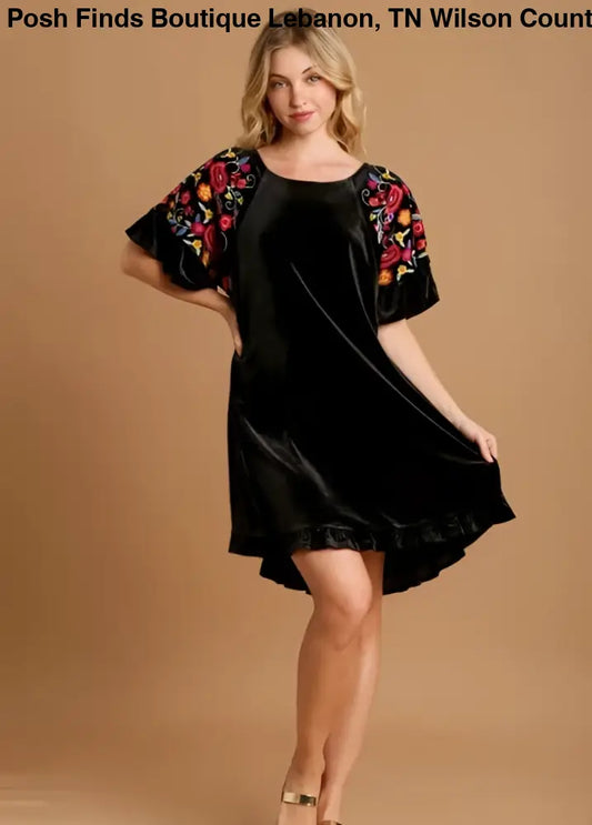 Embroidered Velvet Dress Black - Posh Finds