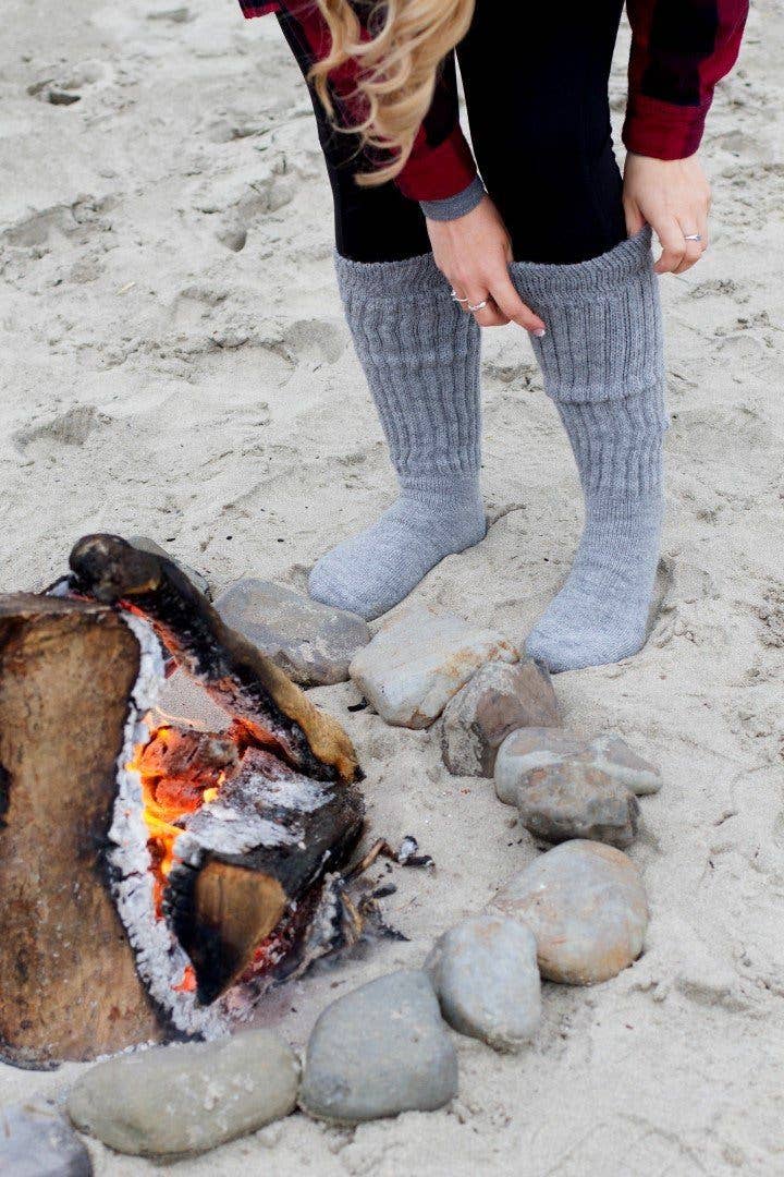 Knee-Hi Alpaca Socks: Grey Heather / Medium