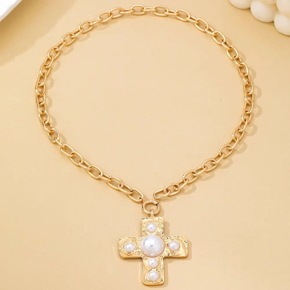 Hammered Cross Pearl Necklace | 80N93048: Gold