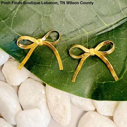 Herringbone Chain Bow Earrings - Posh Finds