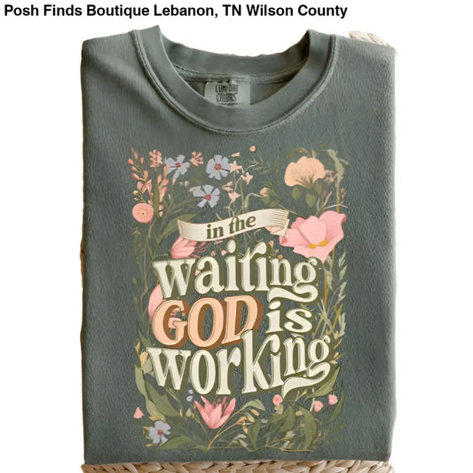 In The Waiting T-shirt Military Green - Posh Finds