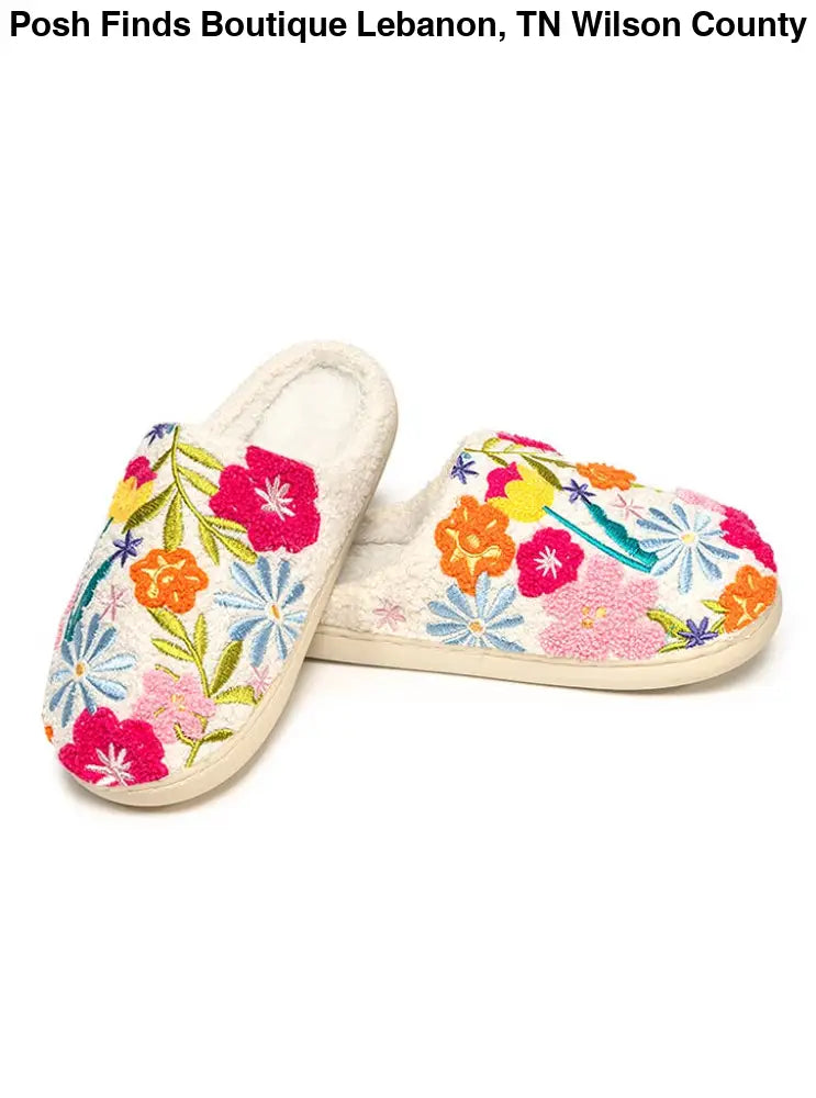 Indoor / Outdoor Slippers - Flowers in Bloom: S/M - Posh Finds