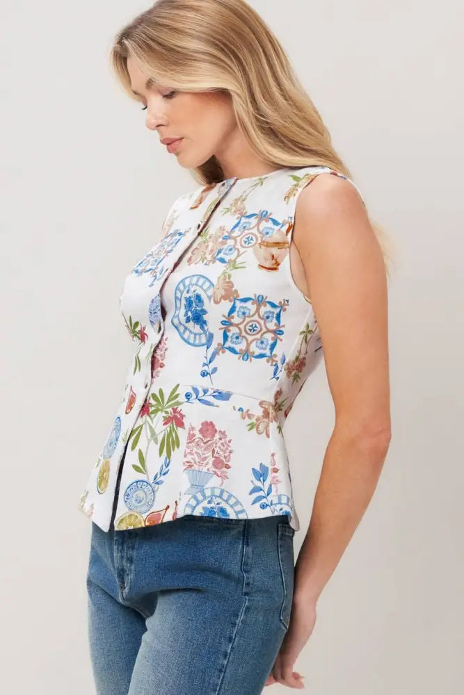 Ivory Printed Woven Vest - Women > Tops