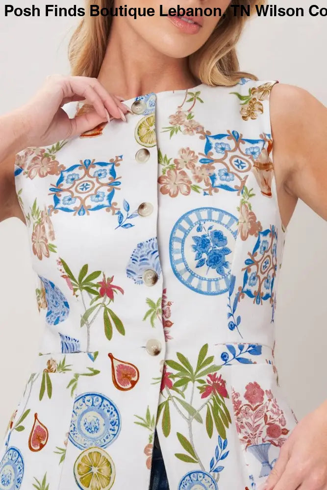 Ivory Printed Woven Vest - Women > Tops