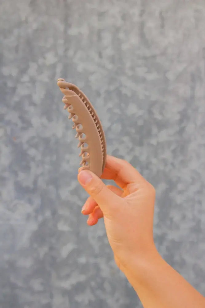 Large Banana Claw Clip: Light Tortoise