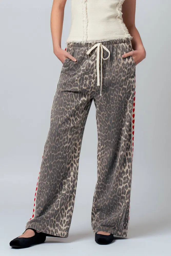 Leopard Print Heart Side Stripe Lounge Pants: LEOPARD - Posh Finds